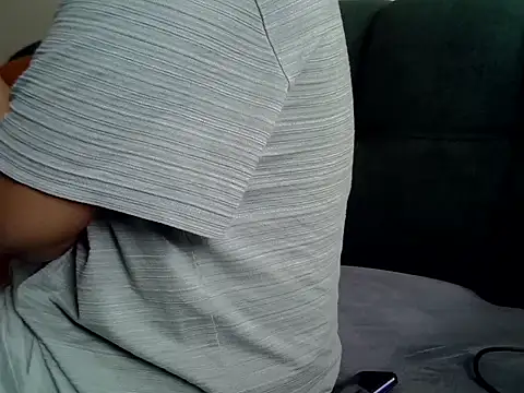 XOXO NATASHALUCKY online show from 21, 5, 2026