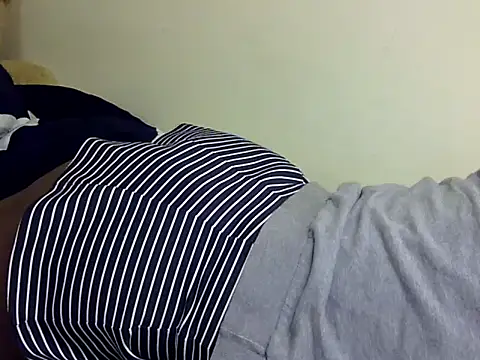 Sexxy slim honey online show from 11, 11, 2025