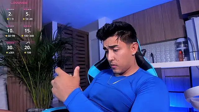 Snapshot of Alan_greek_1 chatting on 2, 11, 2025 Alan greek 1 online show from 2, 11, 2025