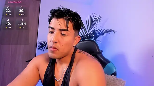 Snapshot of Alan_greek_1 chatting on 29, 11, 2025 Alan greek 1 online show from 29, 11, 2025