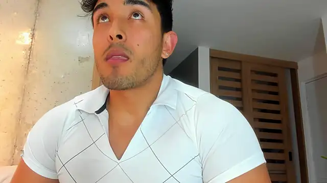 Snapshot of Alan_greek_1 chatting on 16, 3, 2025 Alan greek 1 online show from 16, 3, 2025