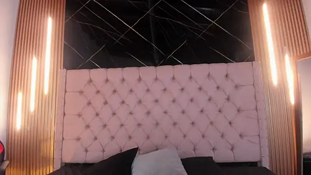 ShanellBlack online show from 4, 10, 2025