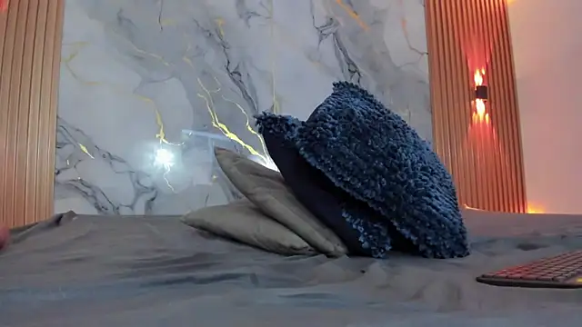 ShanellBlack online show from 18, 3, 2025