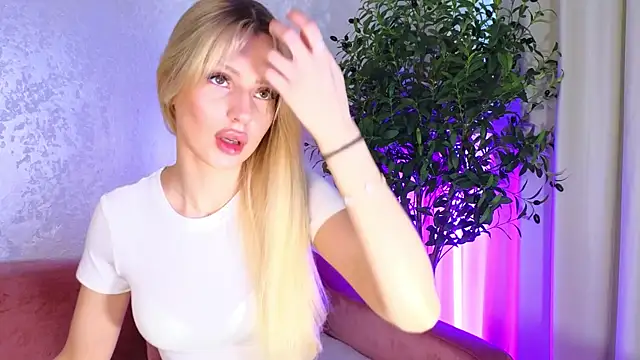 Snapshot of Grace_Gordon chatting on 7, 2, 2025 Grace Gordon online show from 7, 2, 2025