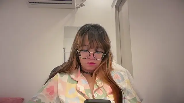 Pinkyrose111 online show from 5, 5, 2026