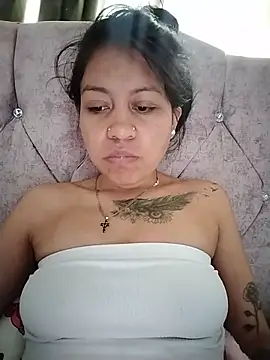 Tiphanydirty3 online show from 25, 5, 2026