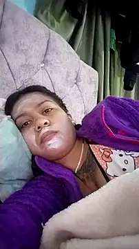 Tiphanydirty3 online show from 11, 11, 2025