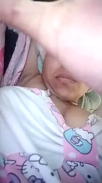 Snapshot of Tiphanydirty3 chatting on 4, 2, 2026 Tiphanydirty3 online show from 4, 2, 2026