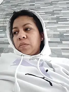 Tiphanydirty3 online show from 29, 5, 2026