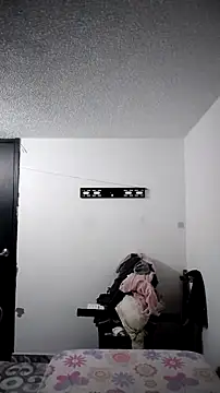 Tiphanydirty3 online show from 3, 10, 2025