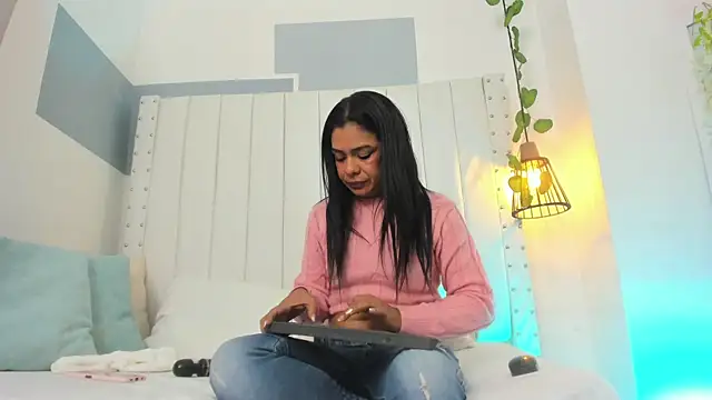 hannah gray online show from 4, 10, 2025