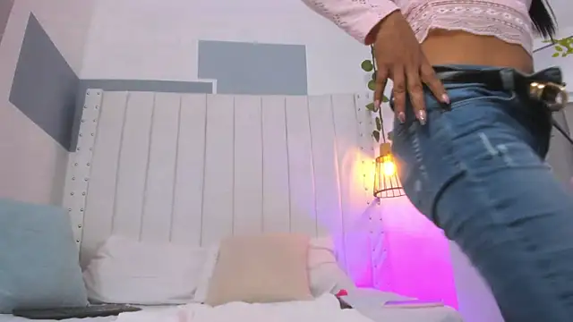 hannah gray online show from 18, 11, 2025