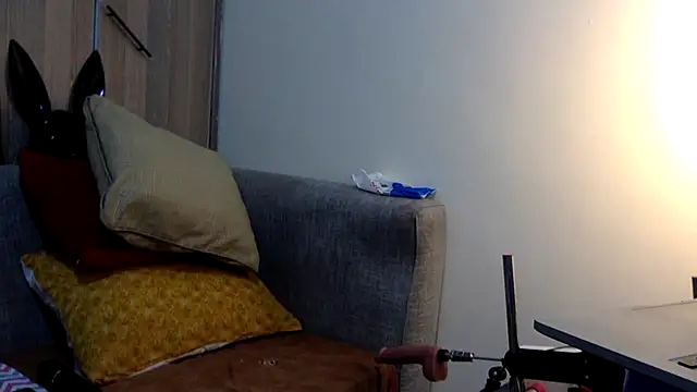 creamyjuices01 online show from 19, 7, 2026