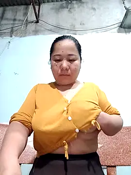 Queen 18200 online show from 17, 12, 2025