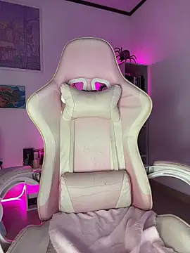 Tsuki-moon online show from 26, 10, 2025