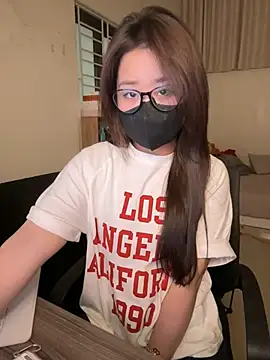 Jenni nana online show from 9, 4, 2026