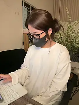 Jenni nana online show from 2, 2, 2026