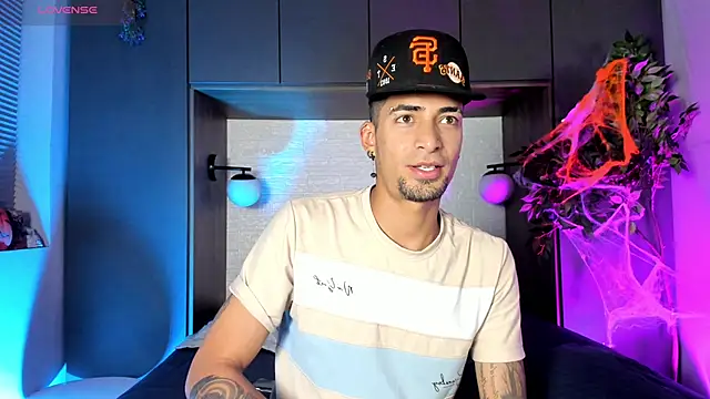 DrakeNeumann online show from 6, 11, 2025