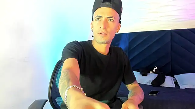 DrakeNeumann online show from 10, 11, 2025