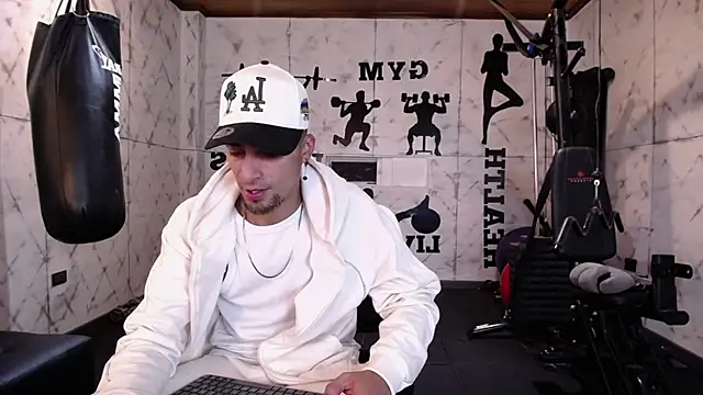 DrakeNeumann online show from 9, 9, 2025