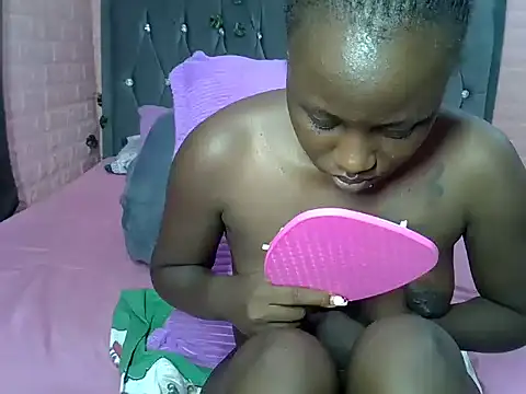 Snapshot of sexybree_ chatting on 2, 12, 2025 sexybree online show from 2, 12, 2025