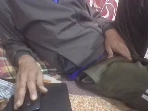 Bangingchick online show from 18, 12, 2025