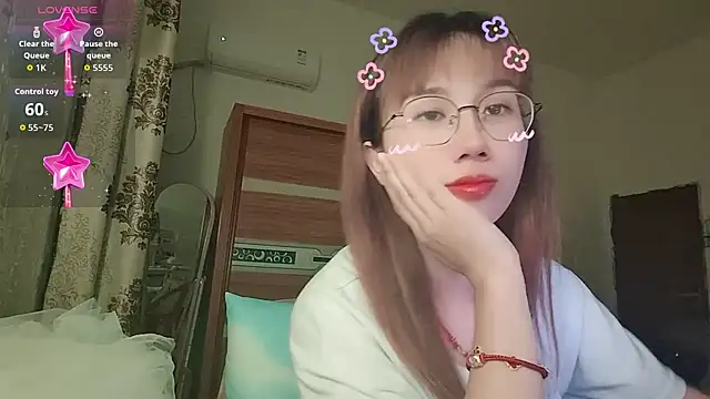 Snapshot of Lili_666 chatting on 20, 6, 2026 Lili 666 online show from 20, 6, 2026