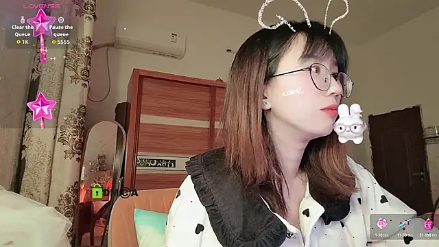 Lili 666 online show from 26, 11, 2025