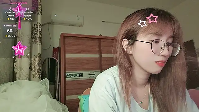 Lili 666 online show from 4, 5, 2026