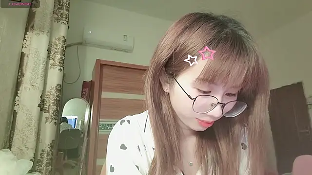 Lili 666 online show from 27, 4, 2026