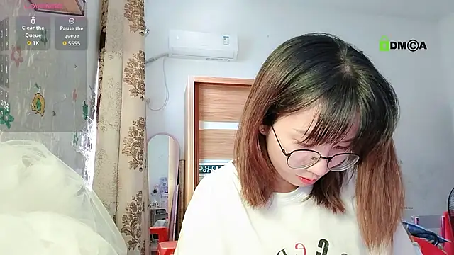 Lili 666 online show from 19, 9, 2025