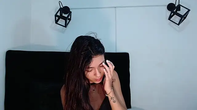 srta luciana online show from 11, 10, 2025