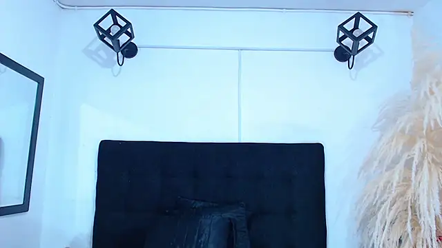 Snapshot of srta_luciana chatting on 27, 6, 2026 srta luciana online show from 27, 6, 2026