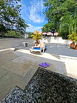 IsisDuzan online show from 28, 9, 2025