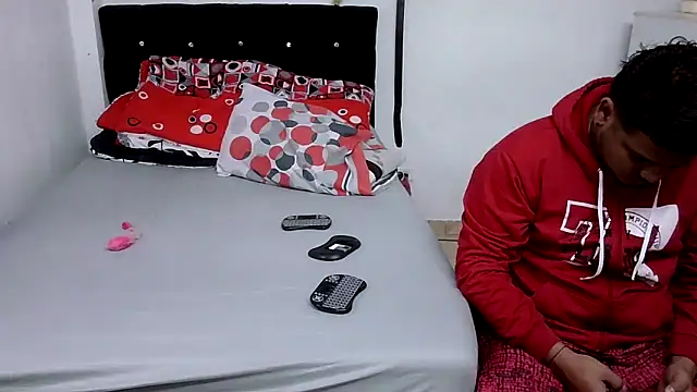 Boycuriousxxx online show from 25, 3, 2026