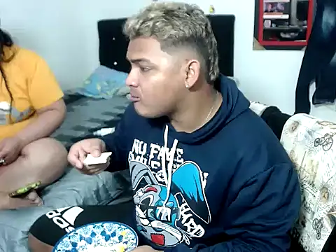 Boycuriousxxx online show from 22, 10, 2025