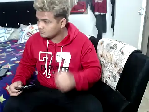 Boycuriousxxx online show from 15, 10, 2025