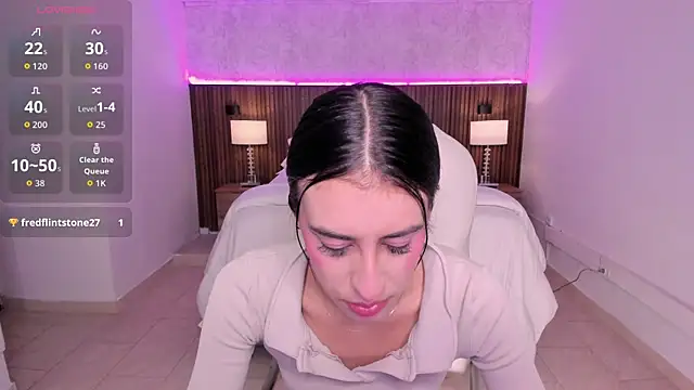 Snapshot of karlaa_james chatting on 21, 5, 2026 karlaa james online show from 21, 5, 2026