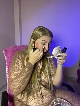 saray gomez22 online show from 13, 4, 2026