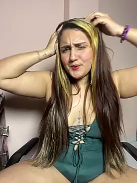 saray gomez22 online show from 18, 12, 2025