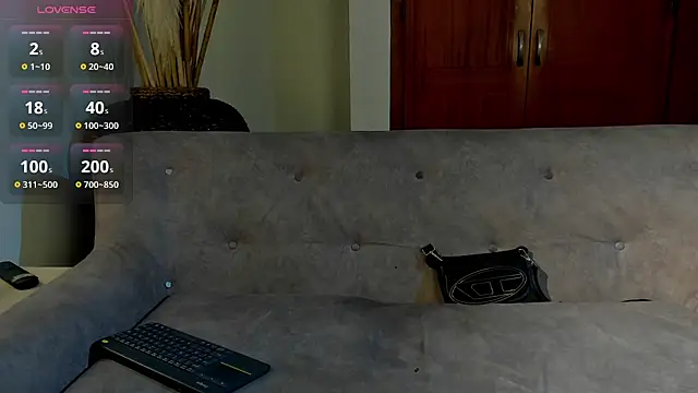 Snapshot of bravoboreal chatting on 8, 9, 2025 bravoboreal online show from 8, 9, 2025