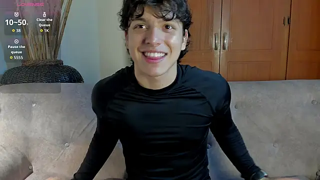 Snapshot of bravoboreal chatting on 2, 10, 2025 bravoboreal online show from 2, 10, 2025