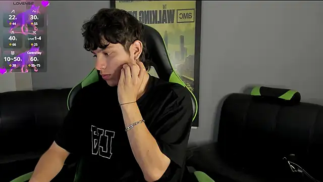 Snapshot of bravoboreal chatting on 18, 12, 2024 bravoboreal online show from 18, 12, 2024