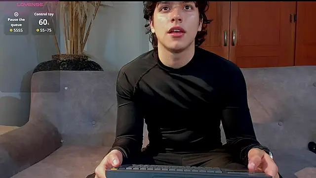 Snapshot of bravoboreal chatting on 27, 10, 2025 bravoboreal online show from 27, 10, 2025