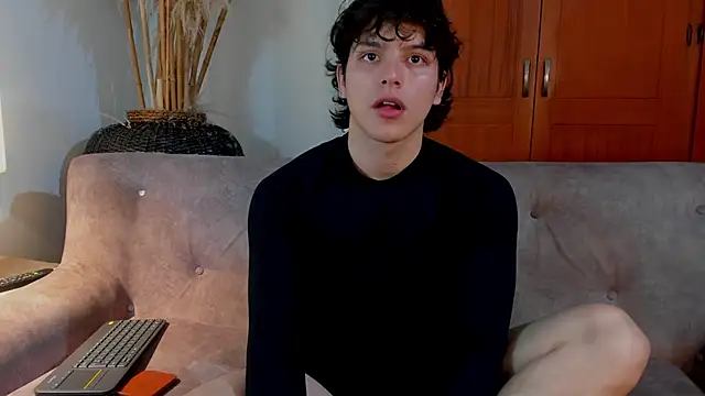 Snapshot of bravoboreal chatting on 14, 10, 2025 bravoboreal online show from 14, 10, 2025