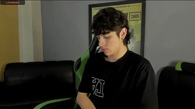 Snapshot of bravoboreal chatting on 2, 1, 2025 bravoboreal online show from 2, 1, 2025