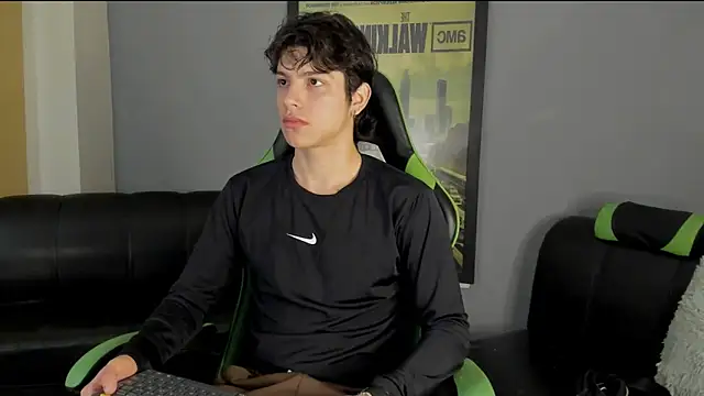 Snapshot of bravoboreal chatting on 14, 1, 2025 bravoboreal online show from 14, 1, 2025