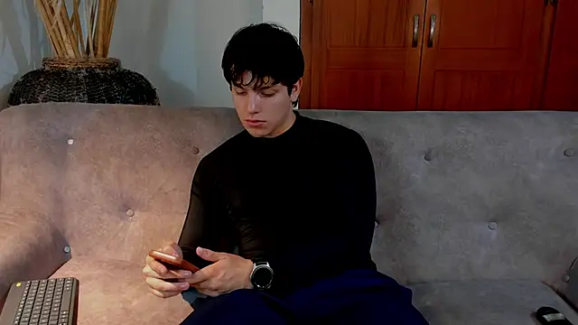 Snapshot of bravoboreal chatting on 13, 11, 2025 bravoboreal online show from 13, 11, 2025