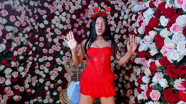 Charlothe capell online show from 13, 2, 2026