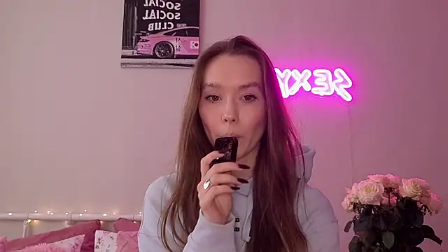 Snapshot of KateVon chatting on 14, 10, 2025 KateVon online show from 14, 10, 2025